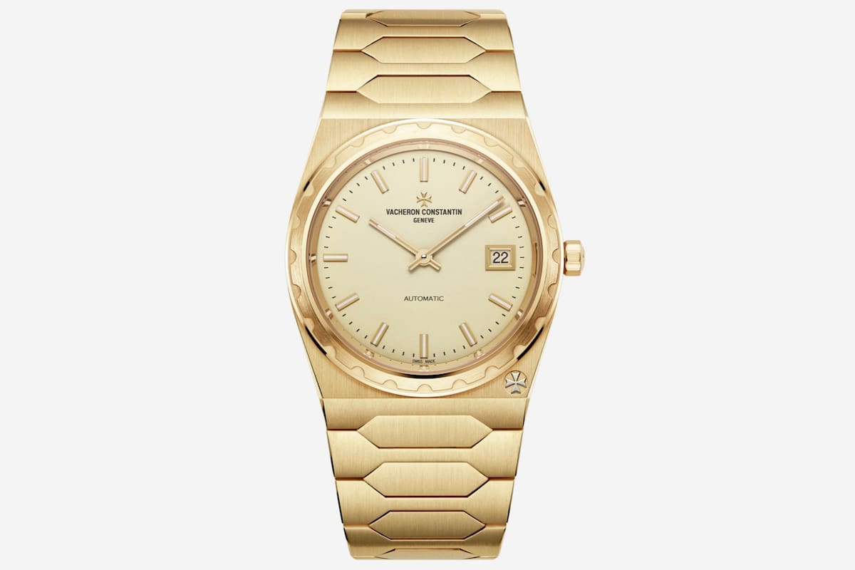 El actor lució un reloj Vacheron Constantin 222, un reloj legendario.