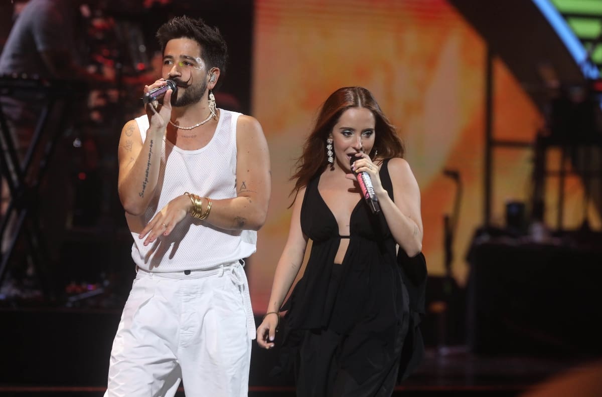 Camilo deja atrás los rumores de crisis matrimonial invitando a cantar a Evaluna al Festival de Viña 2023
