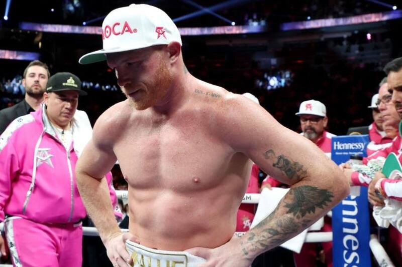 Canelo Álvarez tiene como prioridad pelear con Dmitry Bivol, pero las negociaciones se han enfriado, así que analiza enfrentar a Jermall Charlo. (Twitter)