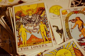 Tarot gratis para el 13 de abril: Estas son las predicciones de salud, amor y dinero