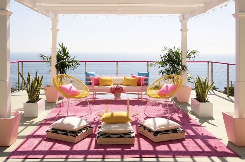 La propiedad está en renta por medio de Airbnb.