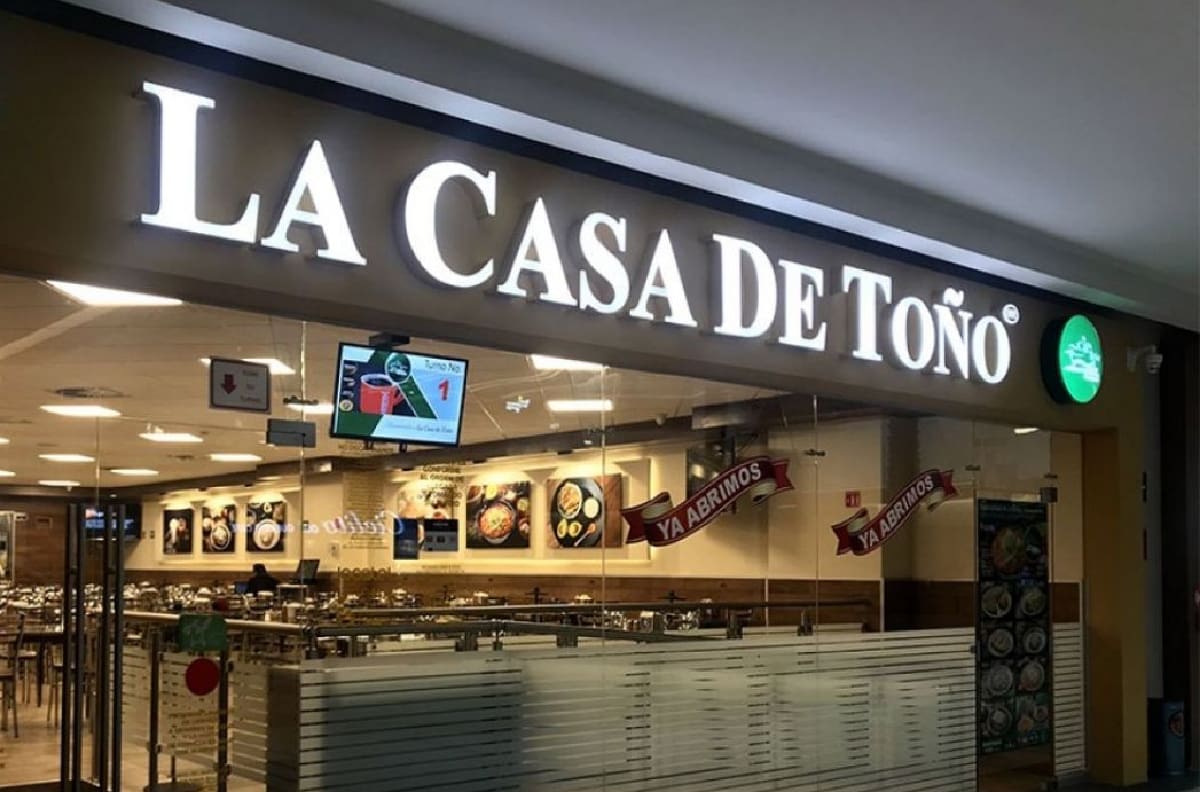 VIDEO | Se desata pelea en pleno Día de las Madres en sucursal de Casa de Toño