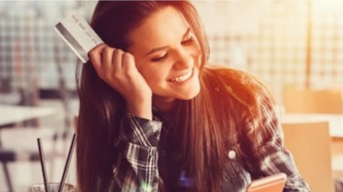 ¿Sabes qué son los Cetes y Afores? Averigua cuál es mejor para invertir a largo plazo