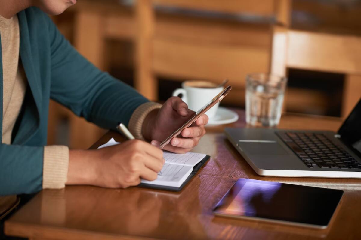 ¿Te interesa mejorar tu quehacer diario? Descubre las distintas tareas que puedes optimizar con la IA.