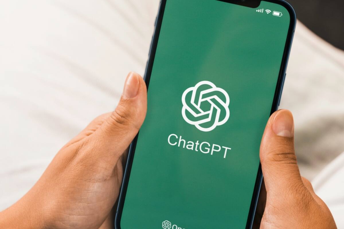 El famoso 'chatbot' de OpenAI también puede ayudarte a mejorar tus tareas cotidianas.