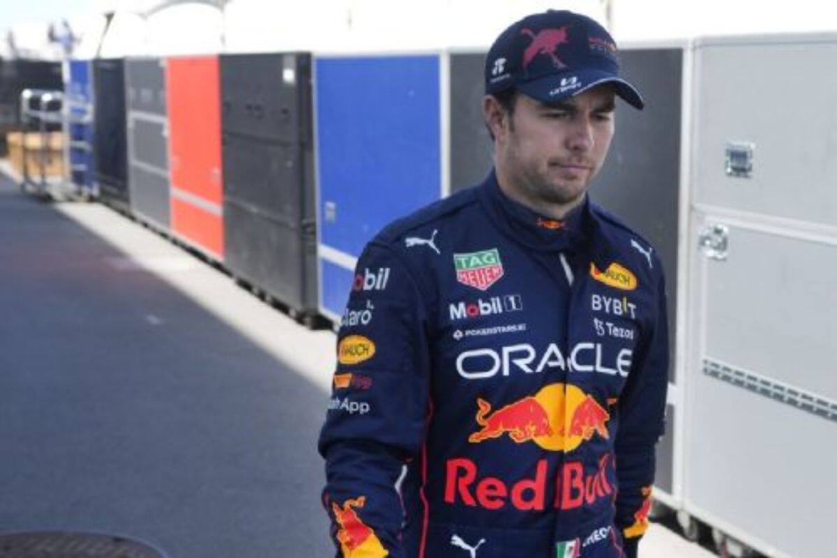 Checo Pérez se ha alejado de Max Verstappen en el Campeonato de Pilotos. (Twitter)