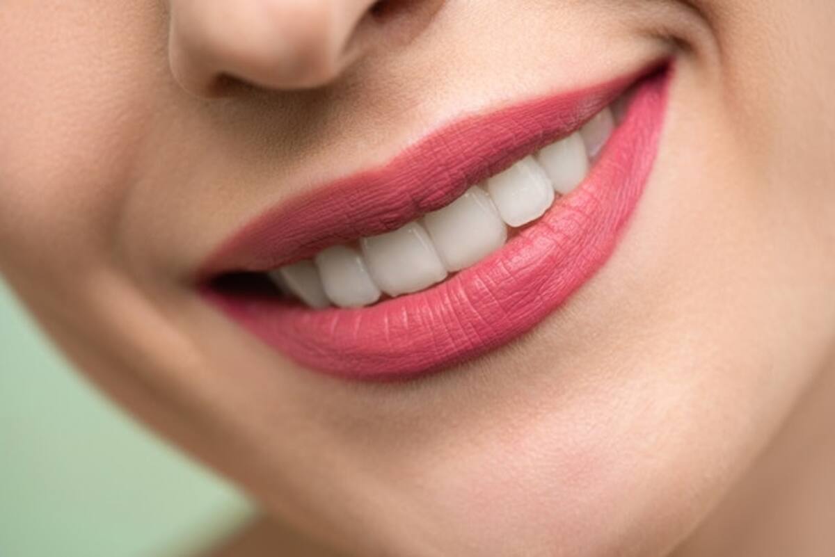 Mantén tu boca limpia y fresca con ingredientes que ya tienes en tu hogar (Foto: Freepik).