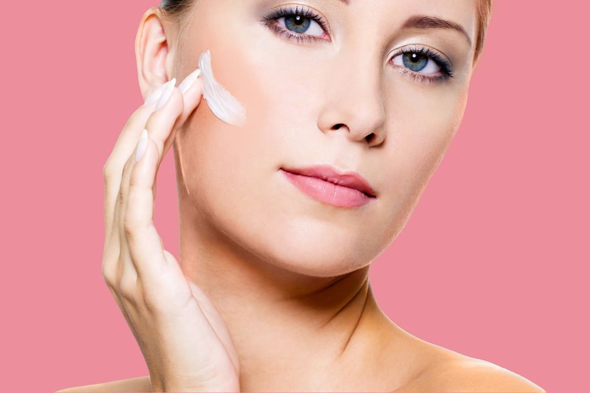 Esta crema te ayudará a rejuvenecer tu rostro.