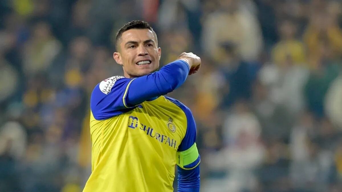Día para el olvido para Cristiano Ronaldo: sin liga y superado por Lionel Messi.