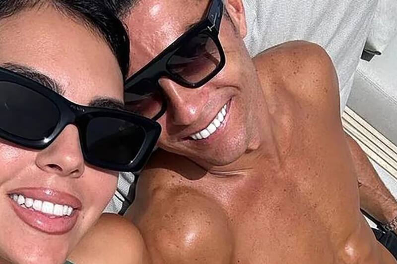 Cristiano Ronaldo se encuentra de vacaciones con Georgina Rodríguez e hijos. (Instagram).