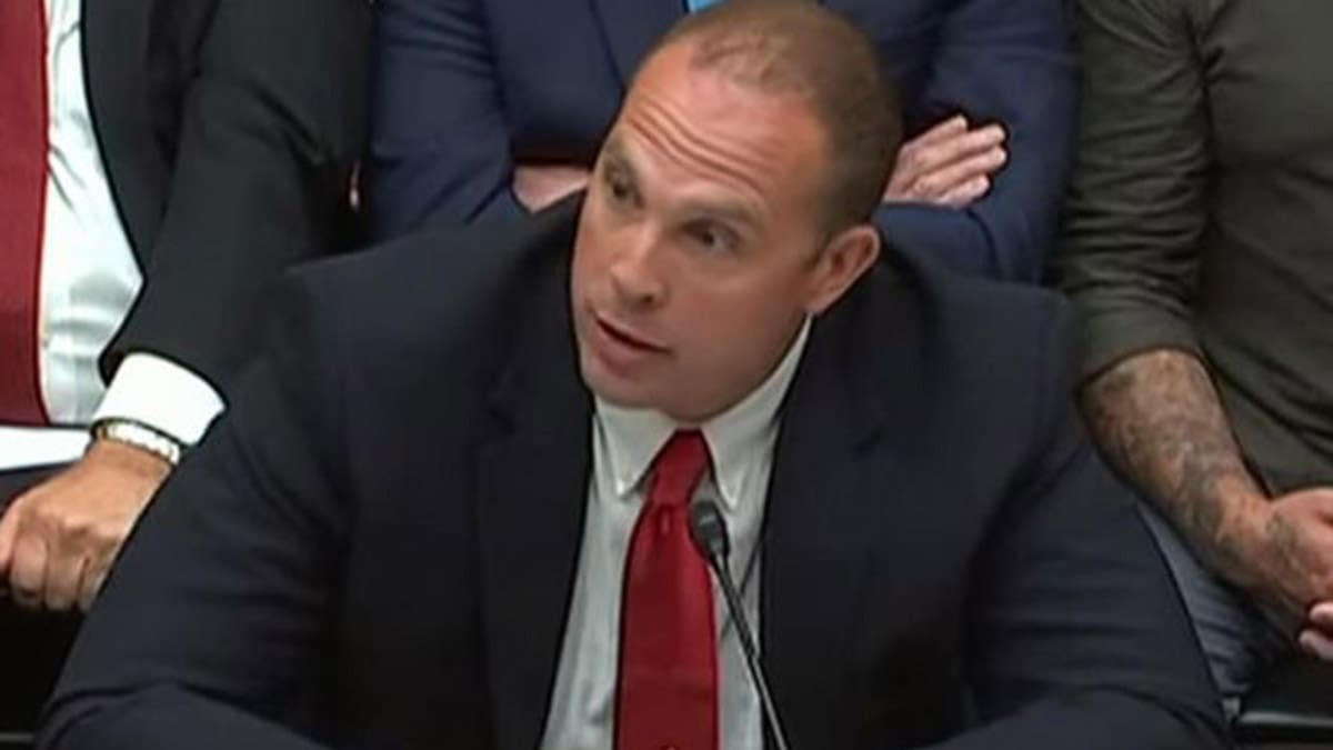 VIDEO | Exoficial de Inteligencia reveló que Gobierno de Estados Unidos esconde Ovnis y restos biológicos “no humanos”