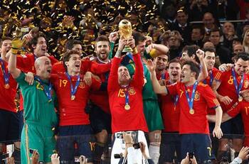 VIDEO | Campeón del Mundial 2010 con España anunció su retiro