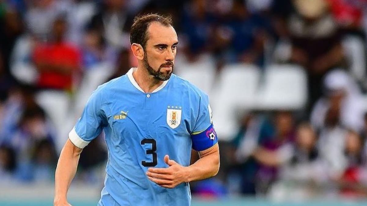 Diego Godín se retira del fútbol después de 20 años de carrera