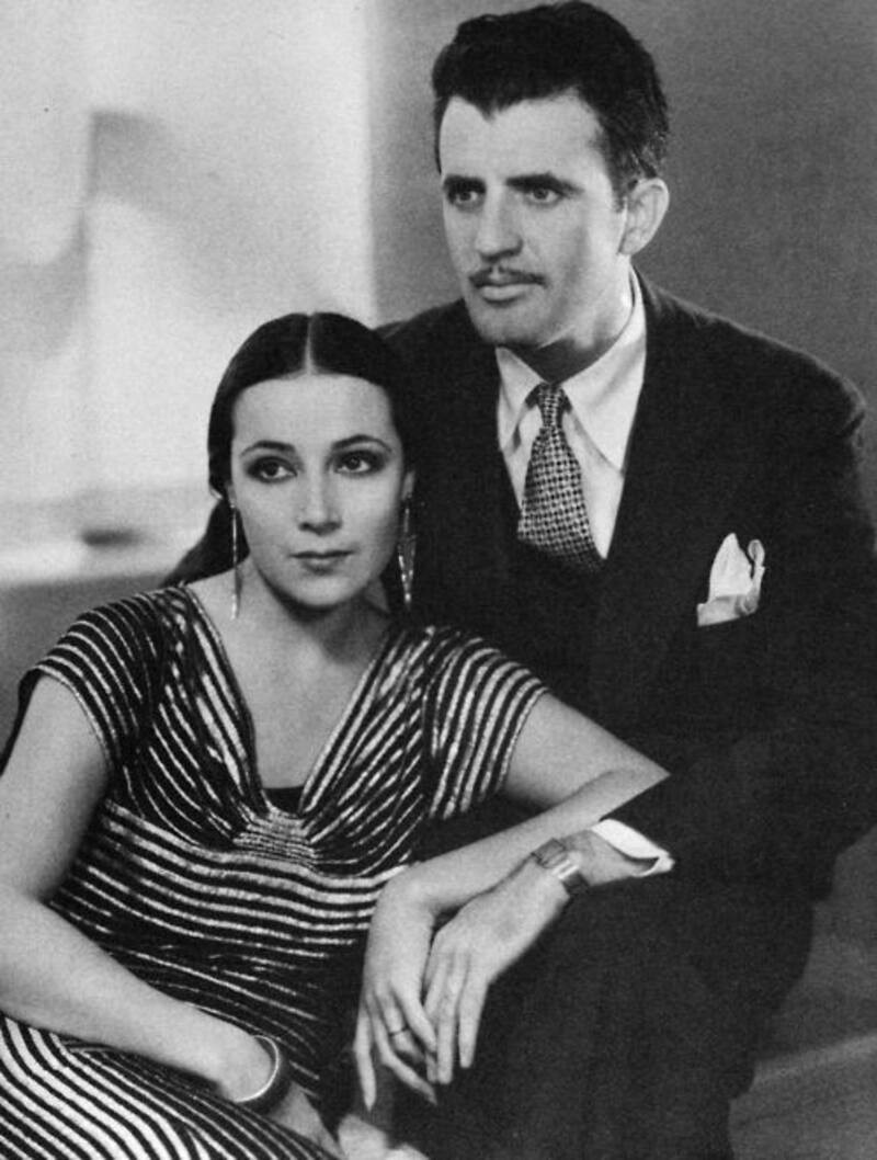 La actriz y el productor supuestamente fueron los que idearon que el modelo de la estatuilla del Oscar fuera Emilio "El Indio" Fernández.