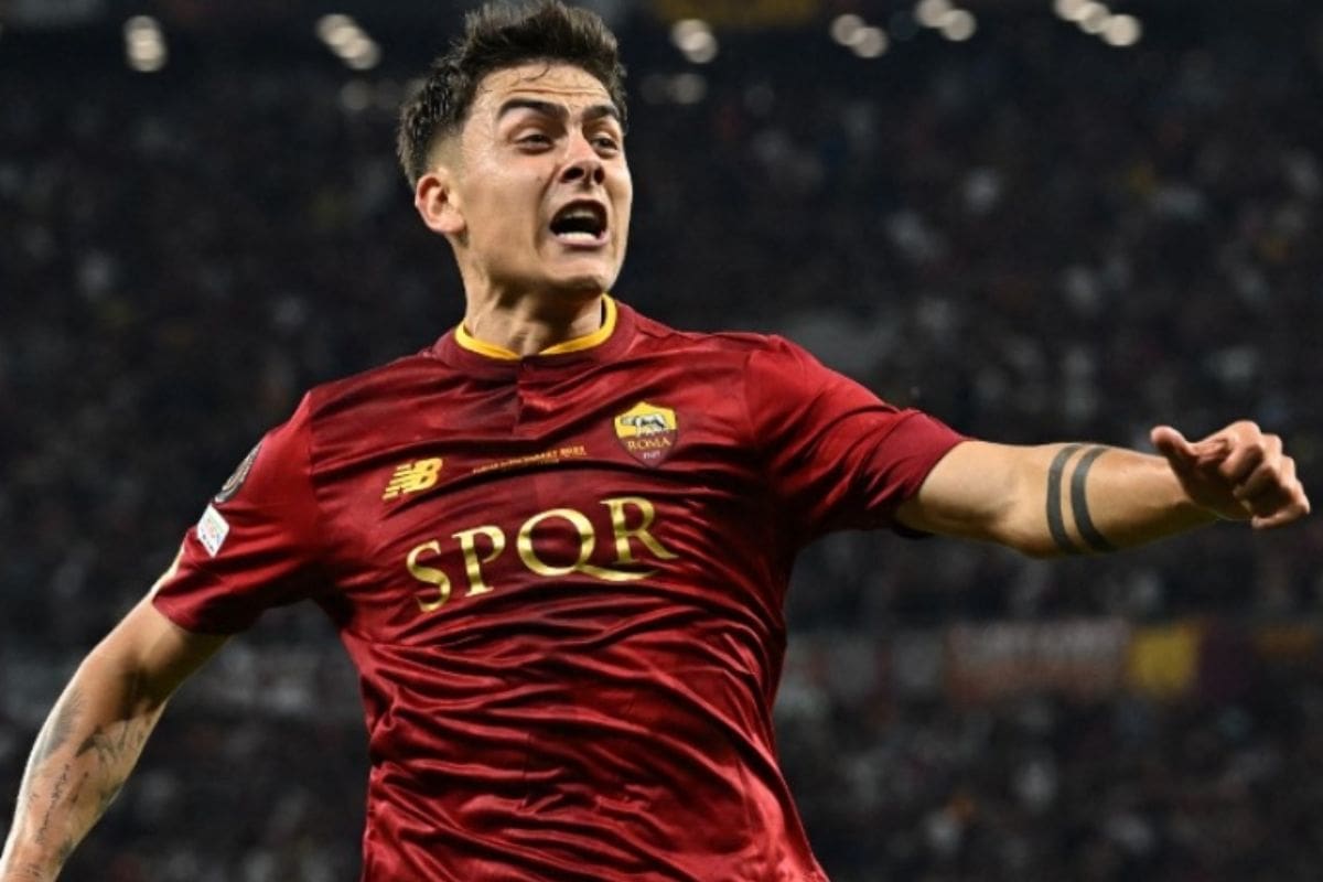 Dybala adelantó a la Roma sobre el Sevilla. (EFE)