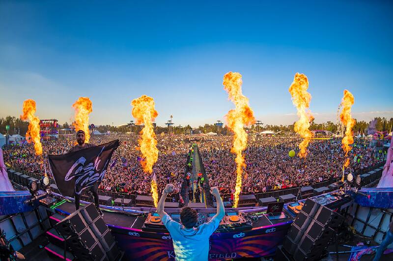 EDC dice no a los fuegos artificiales por la contingencia ambiental de CDMX.