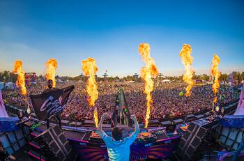 EDC 2023: Prohíben uso de pirotecnia por contingencia ambiental en CDMX