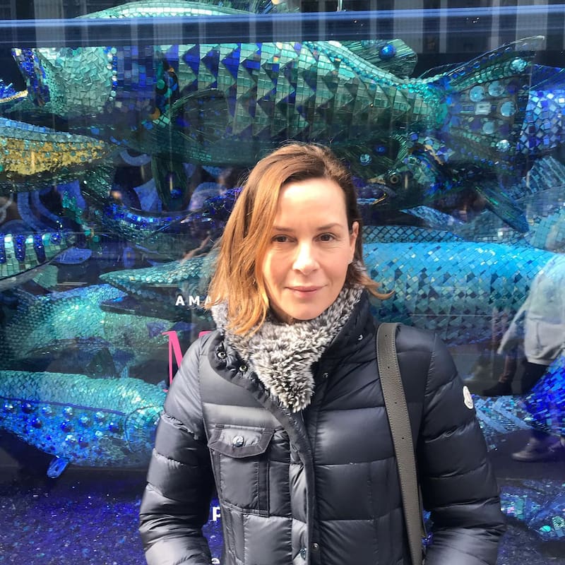 es Maddox adulta en "Viejos" de Netflix