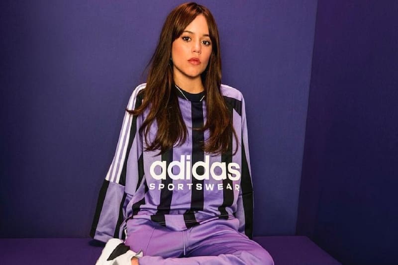 Jenna Ortega firma contrato con Adidas
