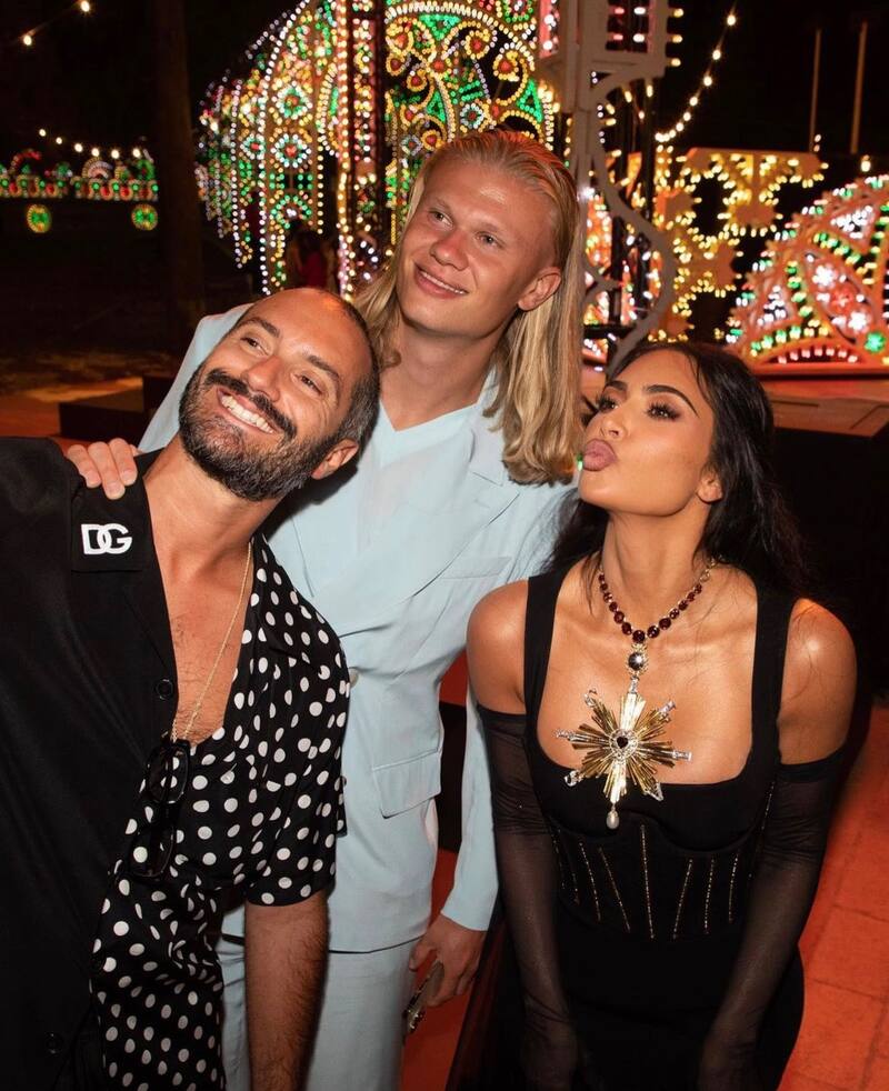 Erling Haaland y Kim Kardashian en un evento organizado en Italia. Foto: Instagram Kim Kardashian.