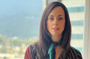 Gabriela de la Garza lanza fuerte dardo contra el colectivo Poder Prieto de Tenoch Huerta