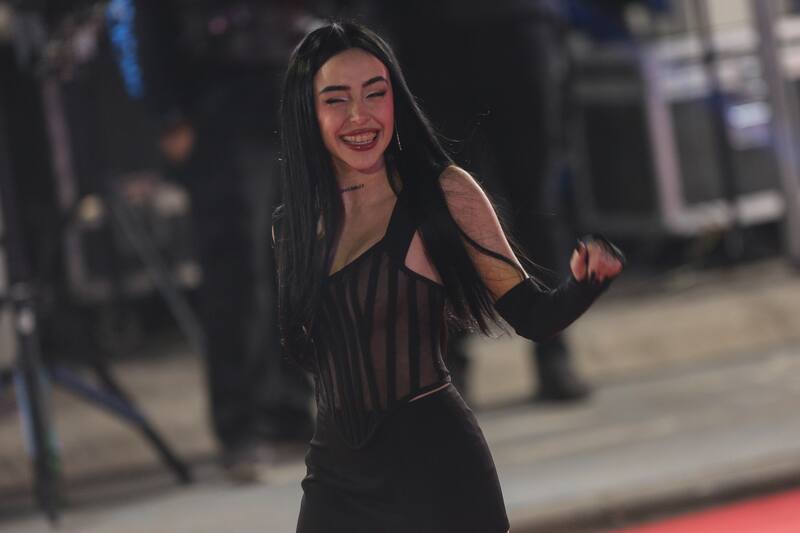 Nicki Nicole durante la noche Cero del Festival Internacional de la Canción de Viña del Mar 2023.