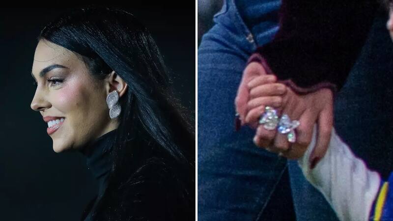 La influencer presume sus costosos accesorios.