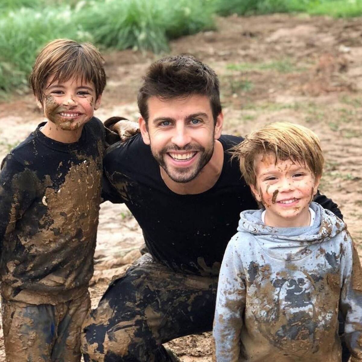 Se reveló el motivo por el que Piqué le llamó la atención a Milan.