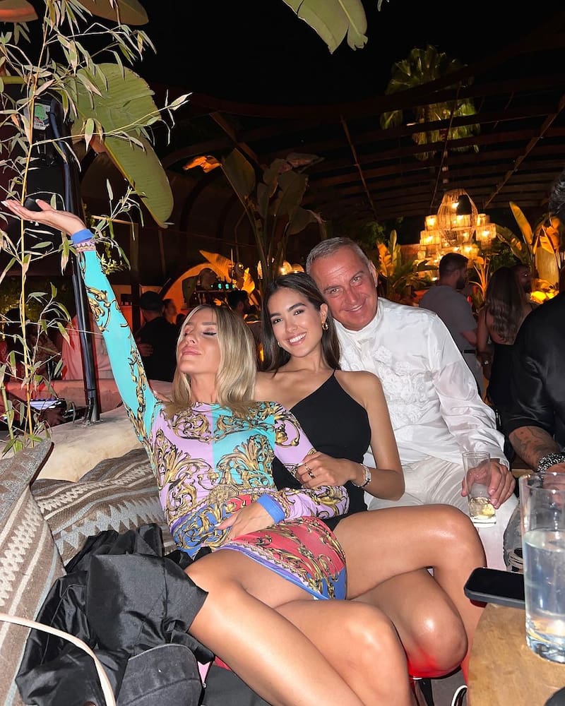 El multimillonario celebró su cumpleaños 56 rodeado de su familia y amigos