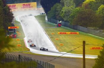 VIDEO | ¡Por desbordarse! Así está el río que pone en peligro el GP de Emilia Romagna de la Fórmula 1