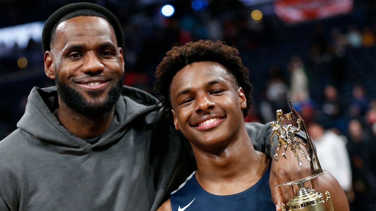 LeBron James rompe el silencio tras el paro que sufrió su hijo Bronny