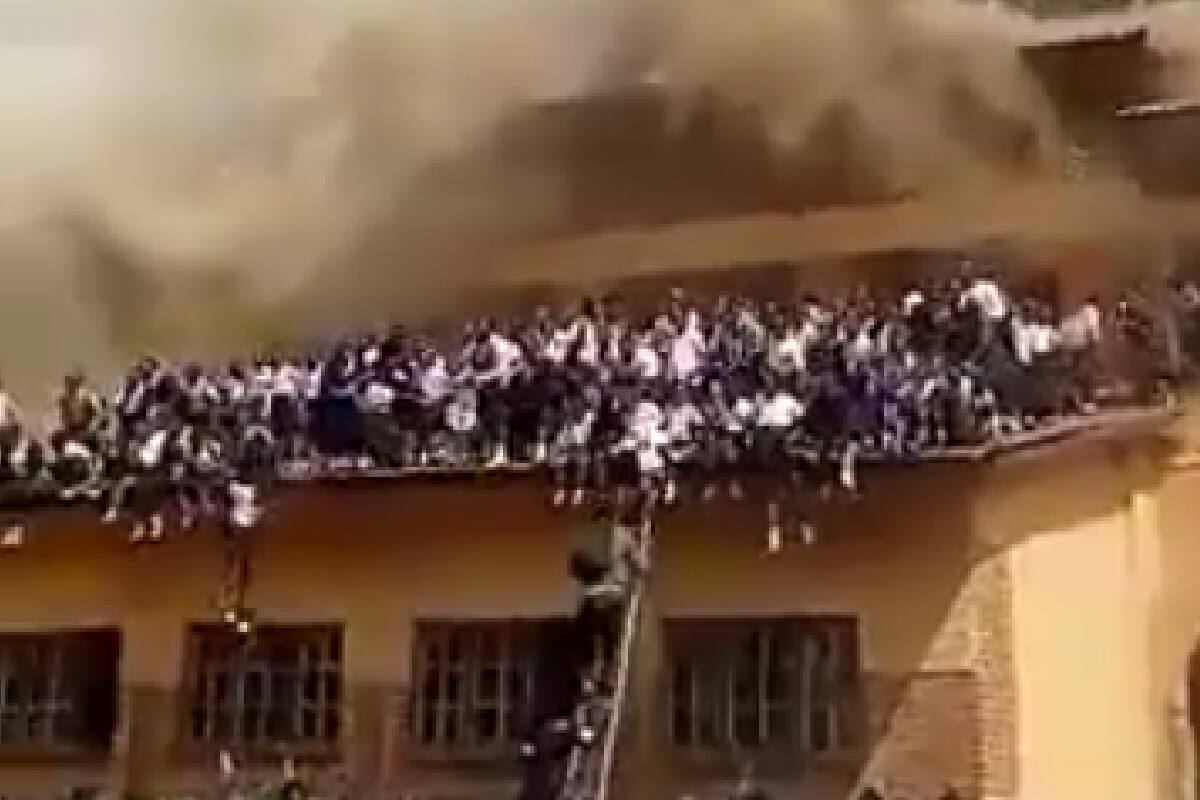 Incendio en escuela del Congo.