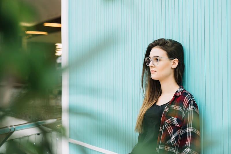 ¿Por qué nos vemos en tercera persona mientras soñamos y cuál es su significado?