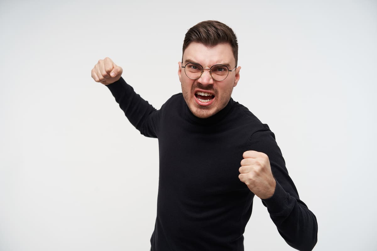 ¿Qué significa soñar que peleas?