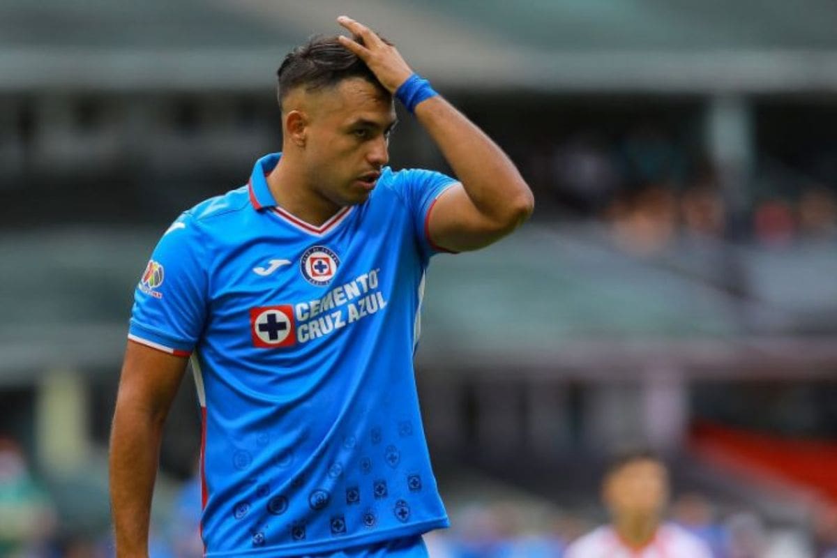 El "Tanque" suma apenas dos goles en su paso por Cruz Azul.