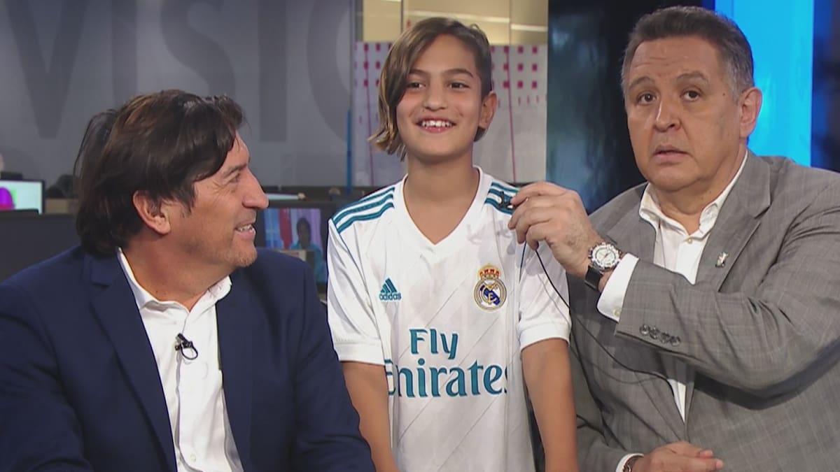 VIDEO | Iván Zamorano y su hijo se burlaron del Barcelona