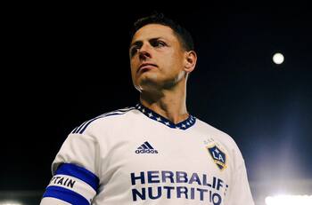 Los emotivos mensajes que recibió Chicharito Hernández en el día de su cumpleaños