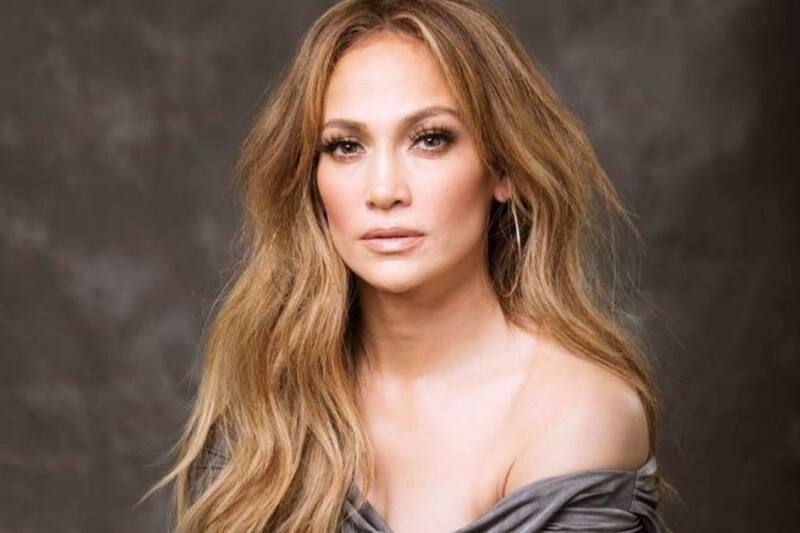 Jennifer Lopez La cantante de 53 años sorprendió a los internautas con su espectacular figura. - Créditos: Instagram