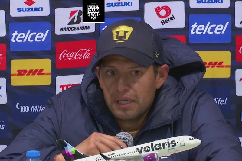 El entrenador de Pumas ha sido objeto de críticas en redes sociales.