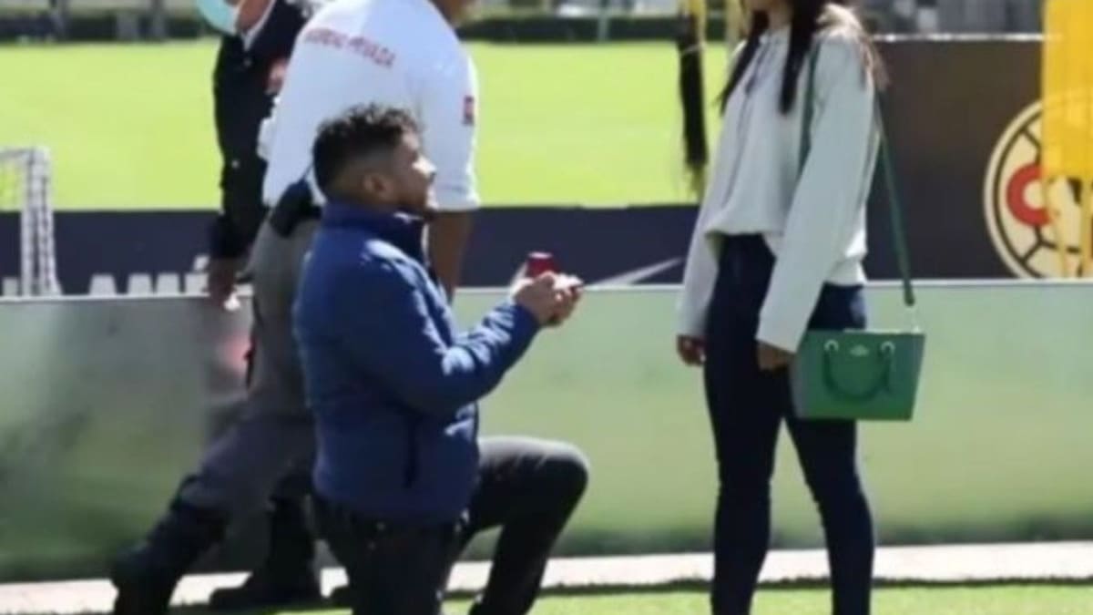 VIDEO | Aficionado de América pidió matrimonio con ayuda de jugadores y staff