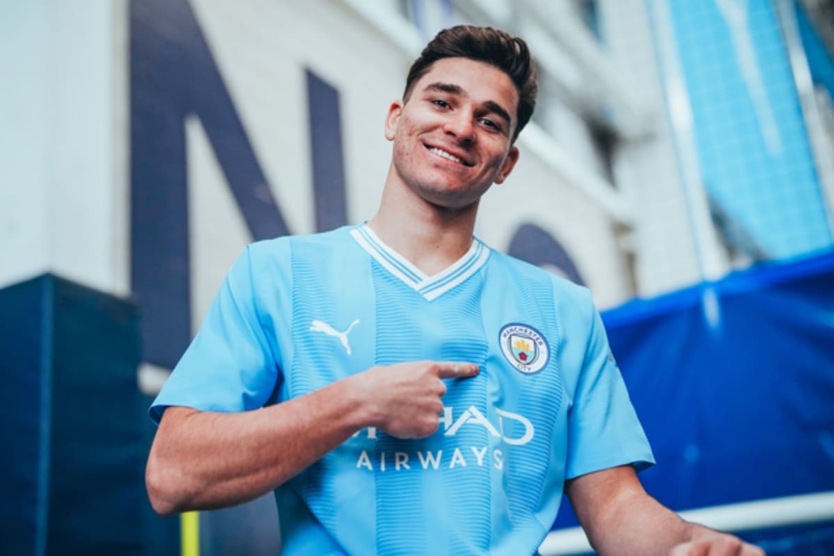 Julián Álvarez convence cada día más a Pep Guardiola