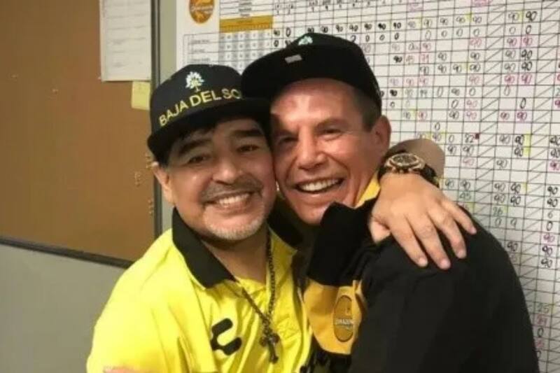 Ambos se conocieron cuando Maradona era técnico de Dorados de Sinaloa.