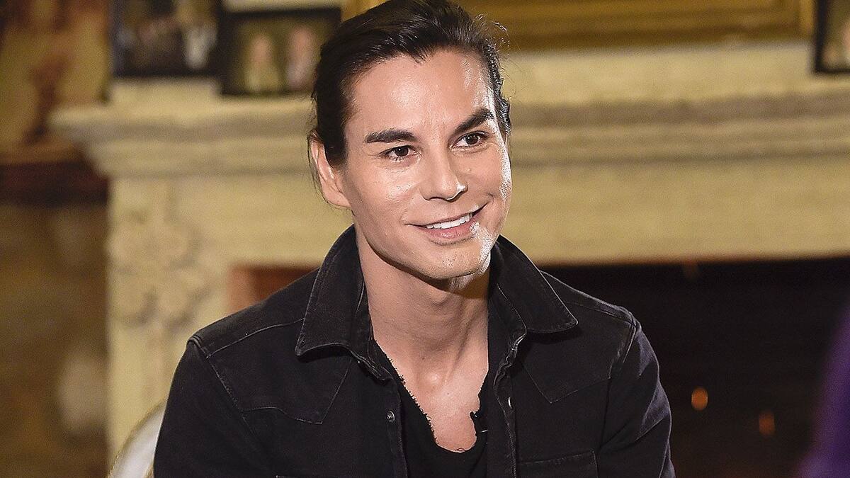 Julio Iglesias Jr. habla sobre su noviazgo con Ariadna Romero y la salud de su padre
