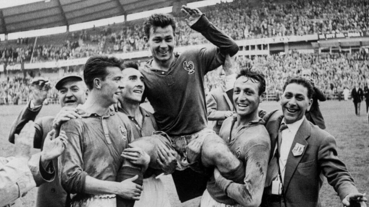 Luto en el fútbol: fallece legendario goleador de las Copas del Mundo