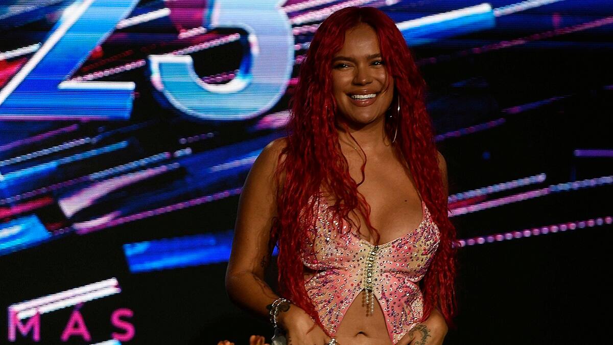 Karol G contó detalles de su nuevo disco y su colaboración con Shakira: “Déjense sorprender”