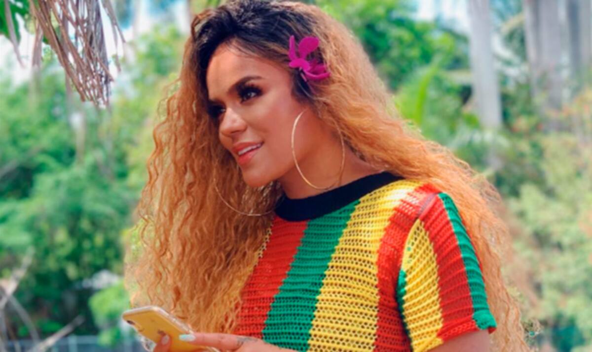 Karol G invierte miles de dólares en su atuendo
