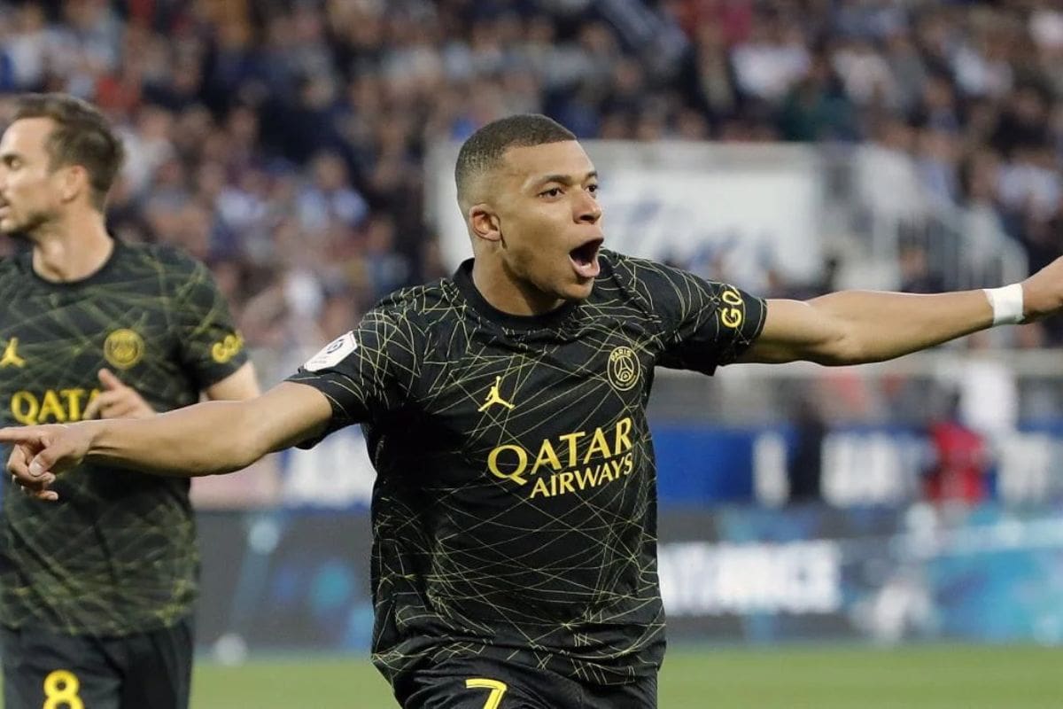 Liverpool se metió a la pelea por Kylian Mbappé. (EFE)