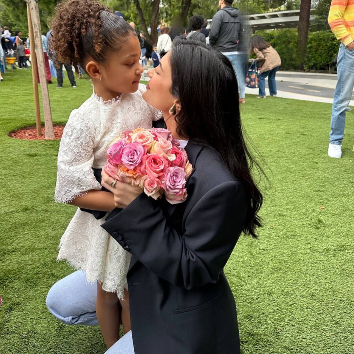 La socialité celebró la graduación de su hija