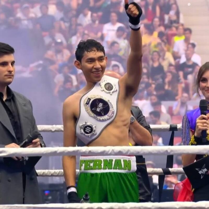 Fernanfloo ganador del segundo combate. Créditos: Twitch Ibai.