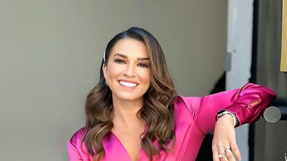 Conoce el millonario sueldo que Laura G tiene en “Venga la Alegría”